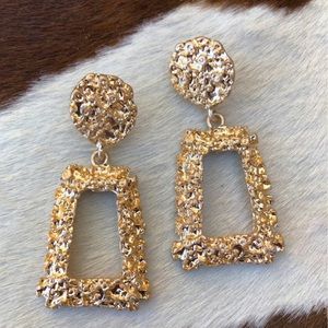 NWT Gold Textured Knocker Geometric Fierce Statement Earrings | Bold Glam